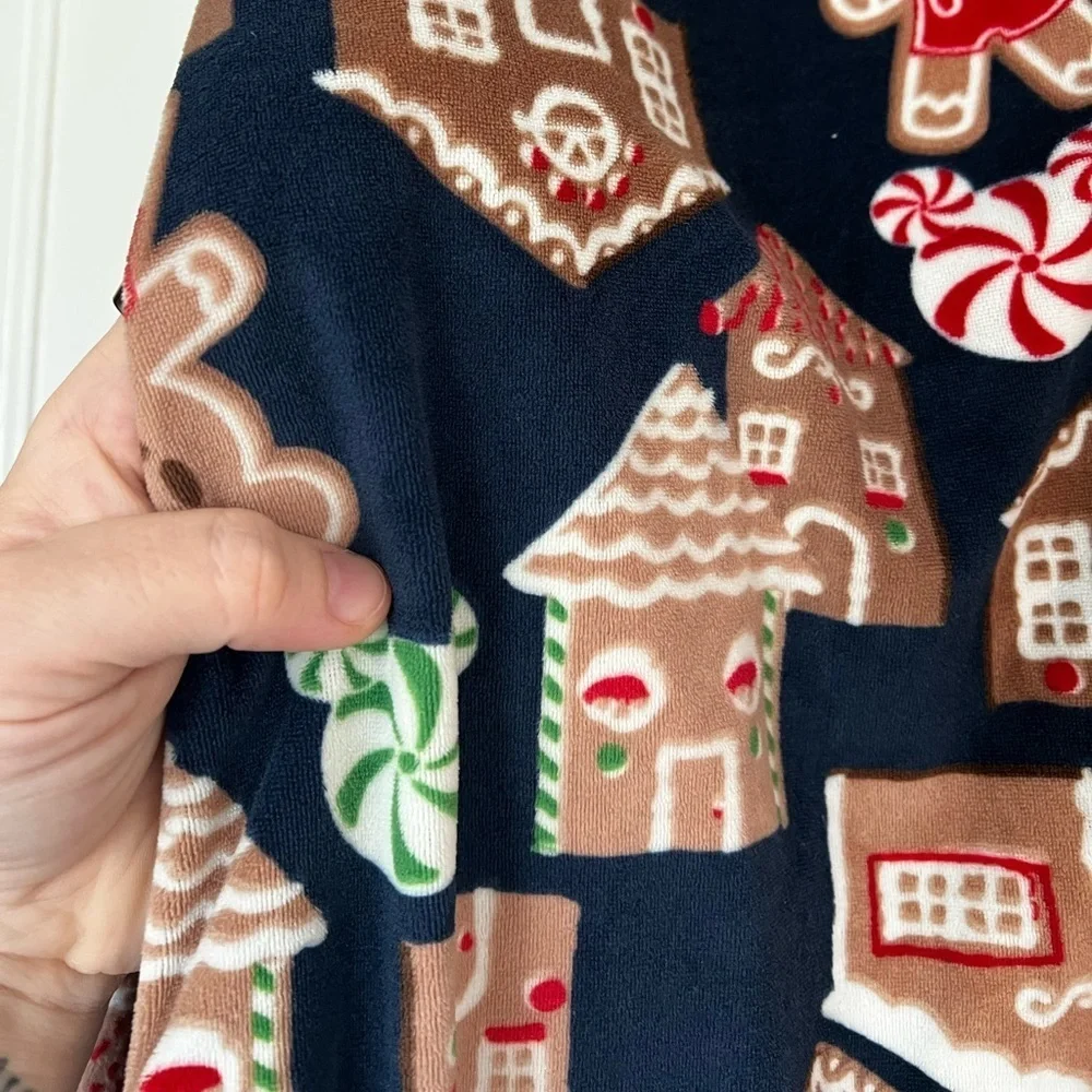 Disney Mickey Mouse Gingerbread Button Down Sleep Top XL Christmas Pajama Shirt - Picture 6 of 8